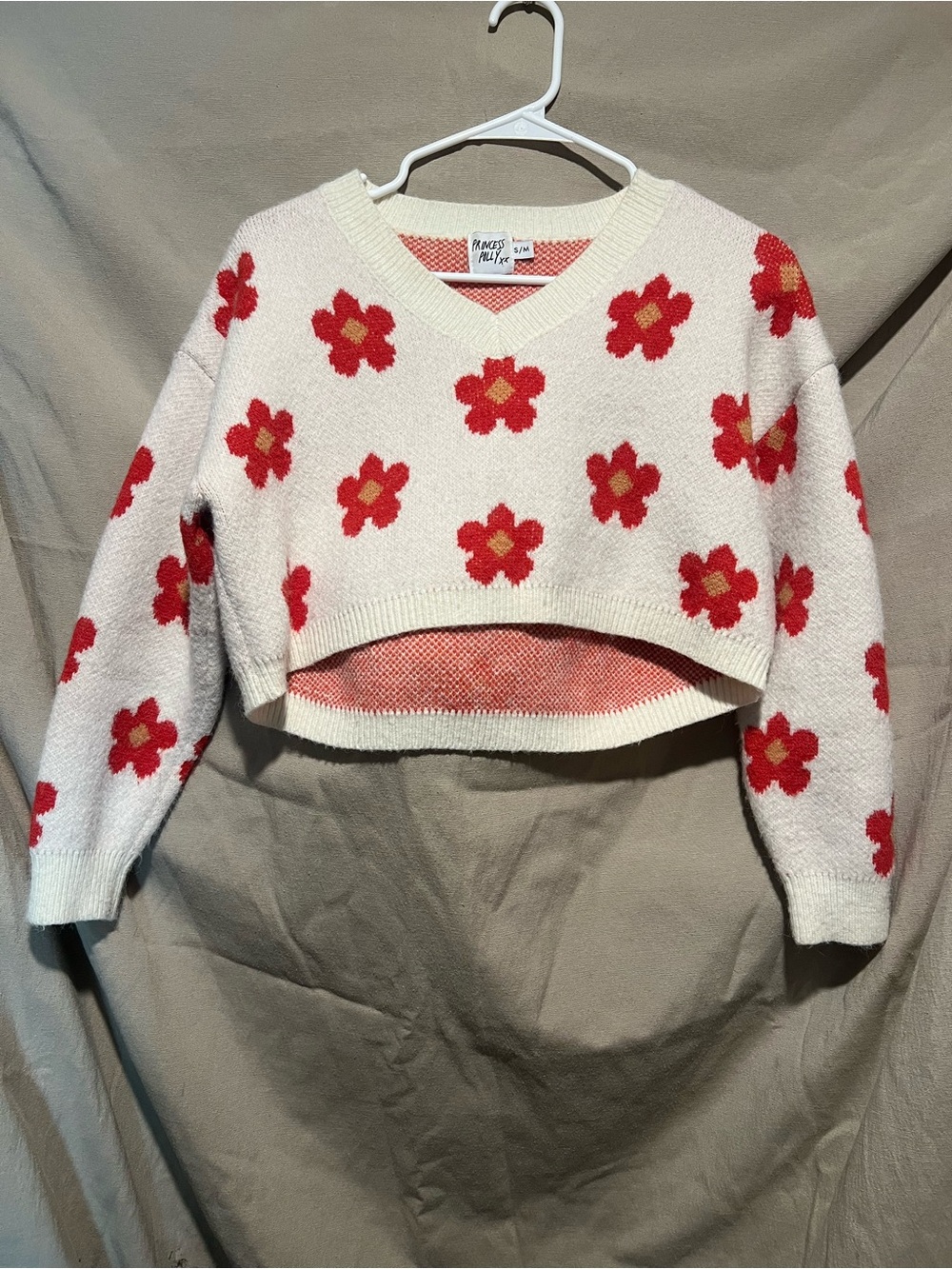 Princess Polly S/M Cream Red Floral Cropped V Neck Sweater